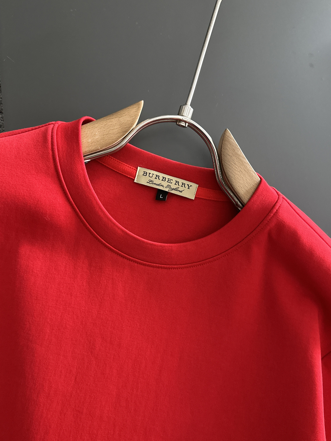 🌾 巴宝莉 2025早秋新款 顶级版本 最新款空气层 卫衣独家发售！原版复刻，独家设计，超强工艺！极其奢