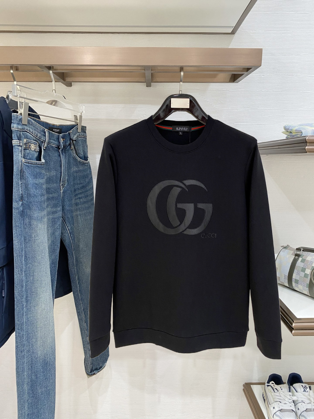 NO:728211,Support the new Gucci 2025 early autumn new style after the new year, the top version, the latest air layer sweatshirt, for exclusive sale!  Original replica, exclusive design, super craftsmanship!  Extremely luxurious!  The pattern is awesome!  Size M-4xl,,gucci,hoodie,sweatshirts,19860909支持年后 古驰 2025早秋新款 顶级版本 最新款空气层 卫衣独家发售！原版复刻,独家设计,超强工艺！极其奢华！版型超赞！尺码M-4xl,,gucci,hoodie,sweatshirts,,Men's clothing