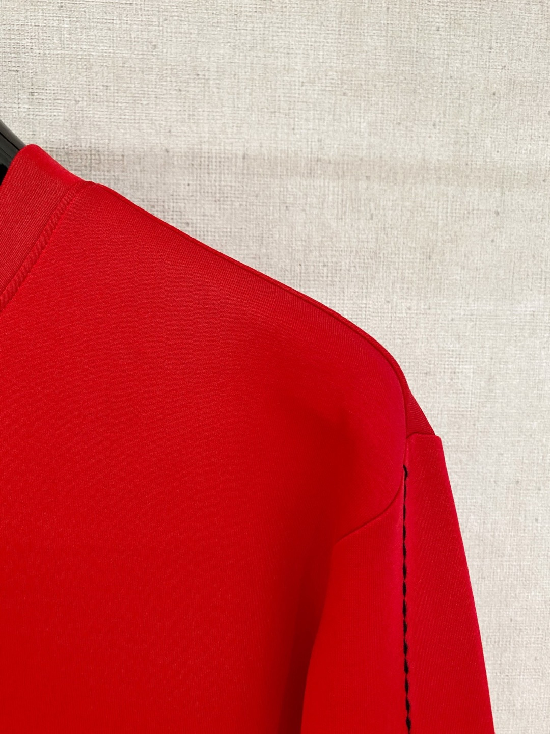 始祖鸟 新年中国红 2025秋冬新款 顶级版本 最新款空气层 卫衣独家发售！原版复刻，独家设计，超强工艺