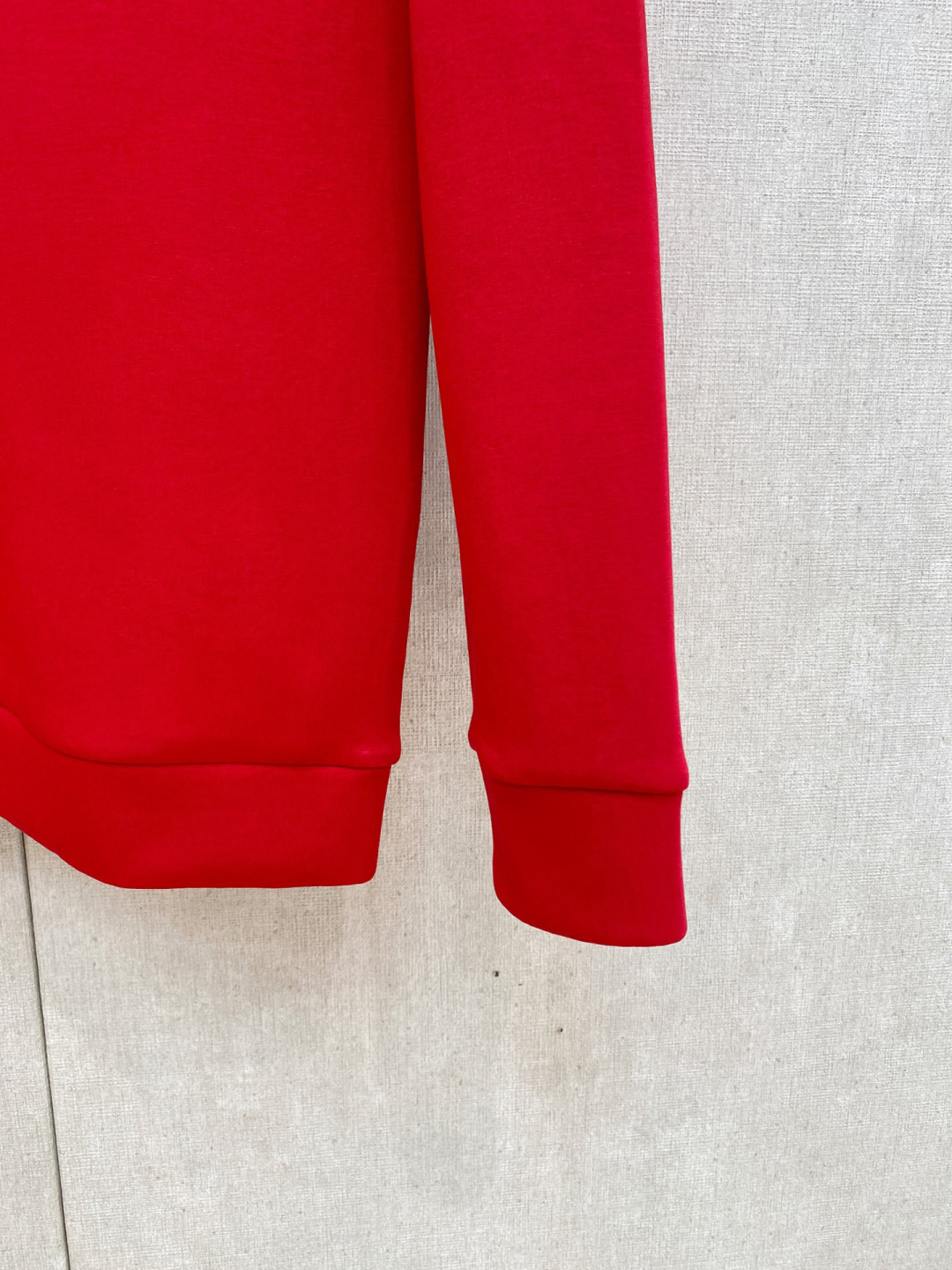 Lv 新年中国红 2025秋冬新款 顶级版本 最新款空气层 卫衣独家发售！原版复刻，独家设计，超强工艺！