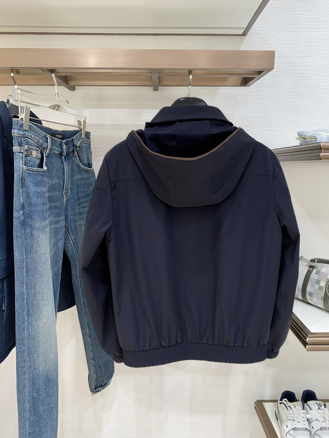 🌾 杰尼亚 2025 早秋新款爆款专柜新款休闲时尚夹克 超前卫设计风格 细腻舒适 穿着非常轻便不易起皱。