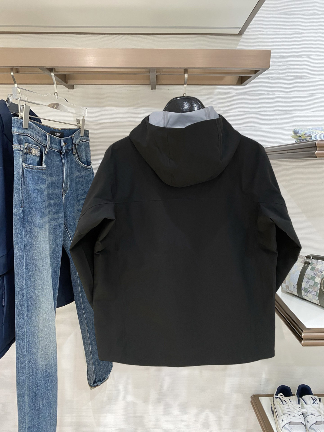 开春新品 ARC’TERYX*始祖鸟 26ss新款轻薄硬壳冲锋衣百搭户外男女同款🔥采用原厂GORE-TE