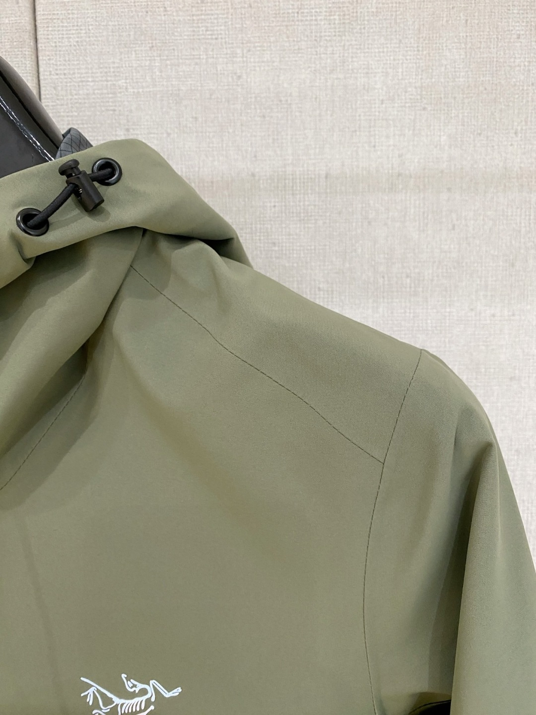 开春新品 ARC’TERYX*始祖鸟 26ss新款轻薄硬壳冲锋衣百搭户外男女同款🔥采用原厂GORE-TE