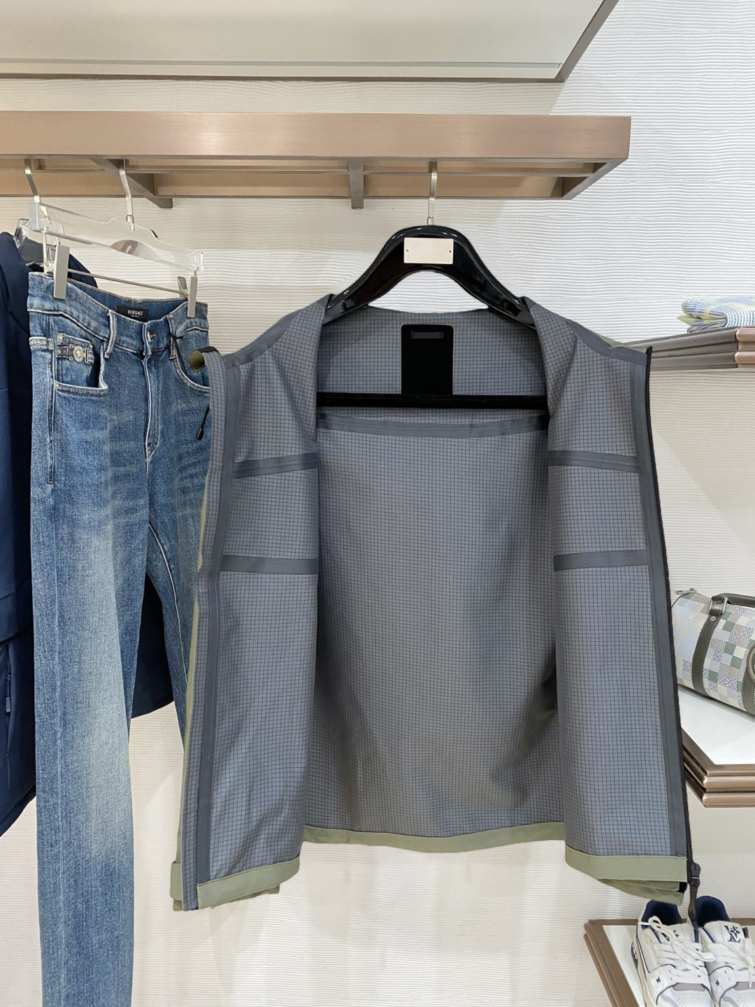 开春新品 ARC’TERYX*始祖鸟 26ss新款轻薄硬壳冲锋衣百搭户外男女同款🔥采用原厂GORE-TE