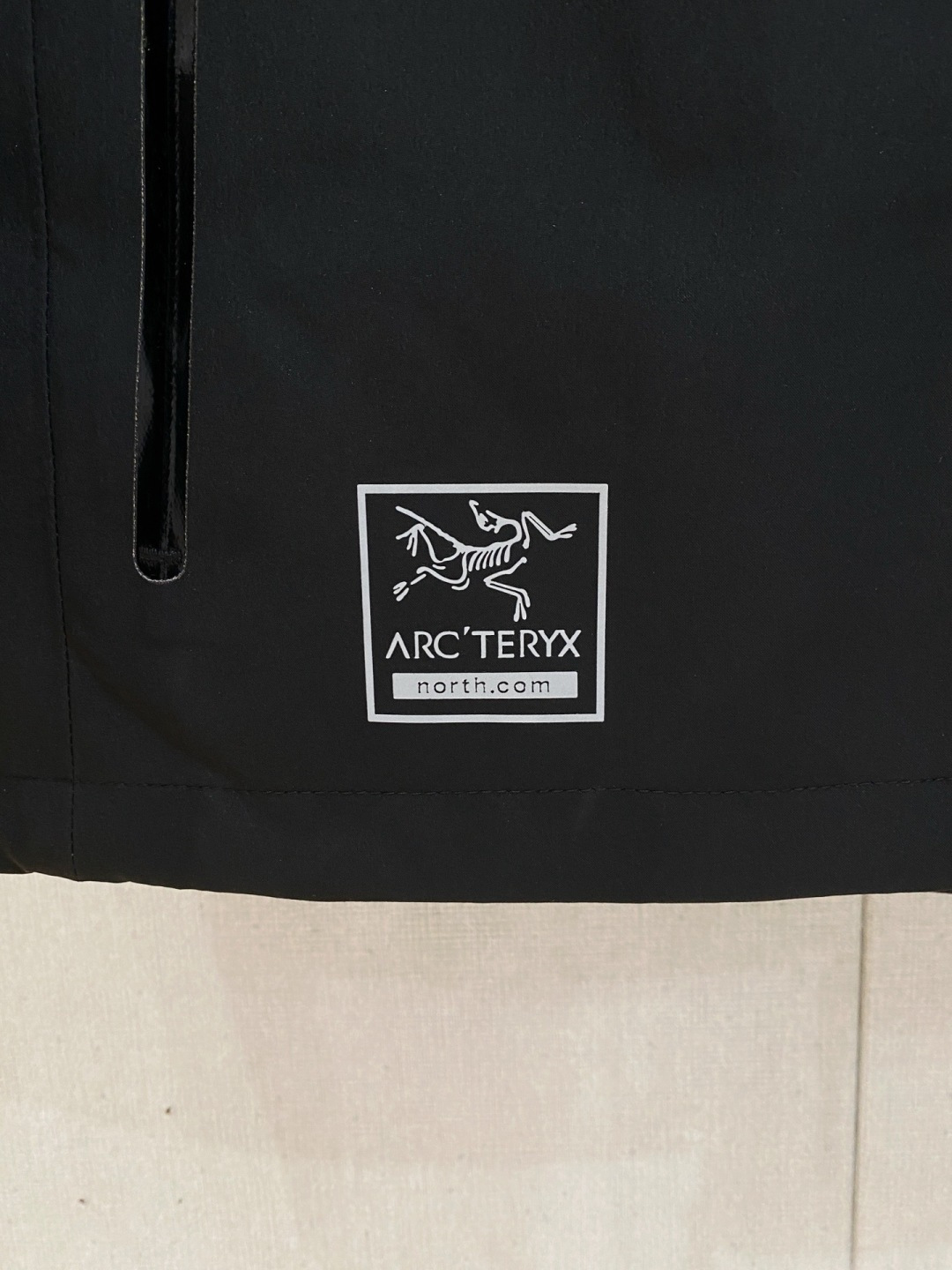 开春新品 ARC’TERYX*始祖鸟 26ss新款轻薄硬壳冲锋衣百搭户外男女同款🔥采用原厂GORE-TE