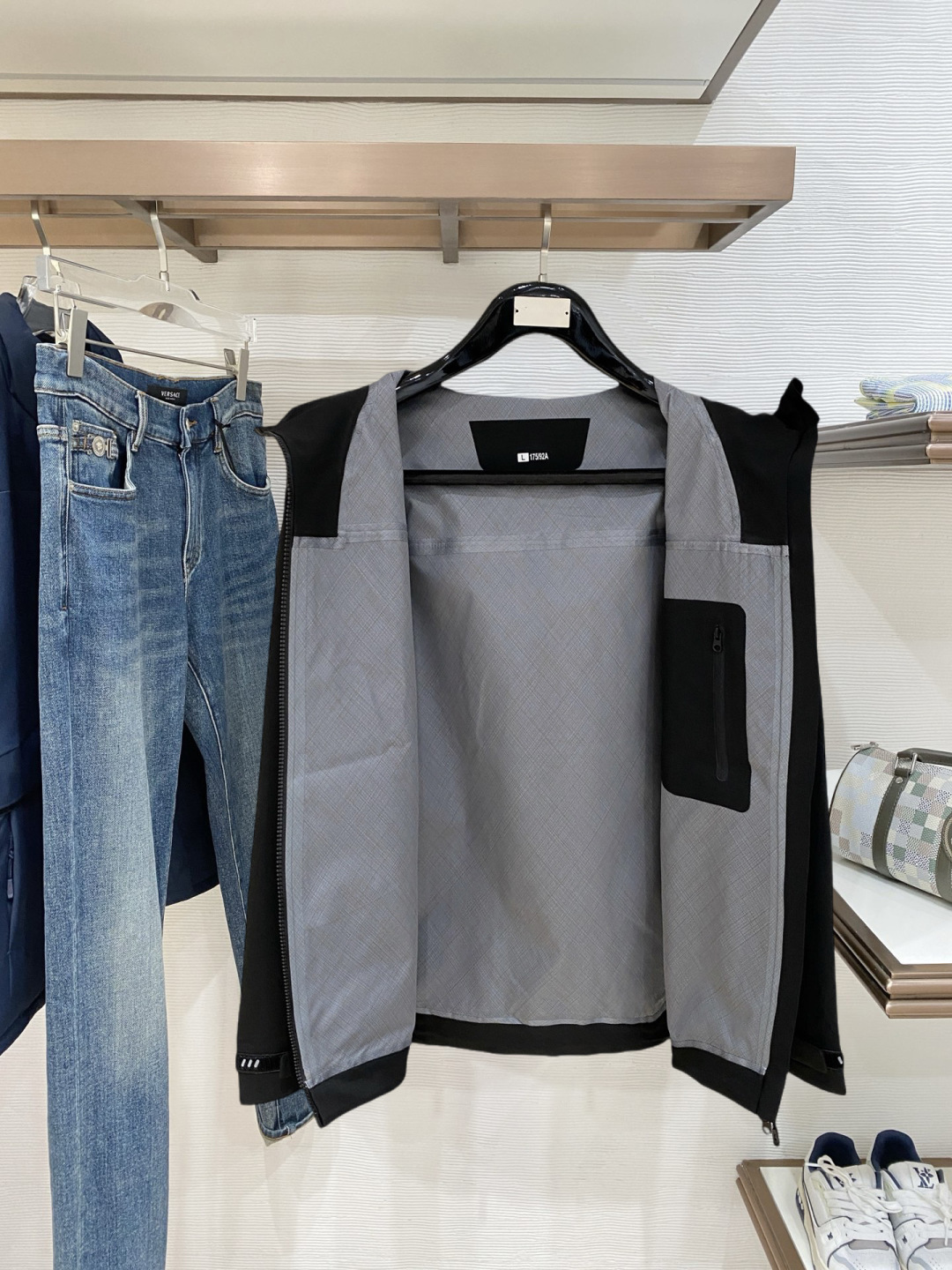 开春新品 ARC’TERYX*始祖鸟 26ss新款轻薄硬壳冲锋衣百搭户外男女同款🔥采用原厂GORE-TE