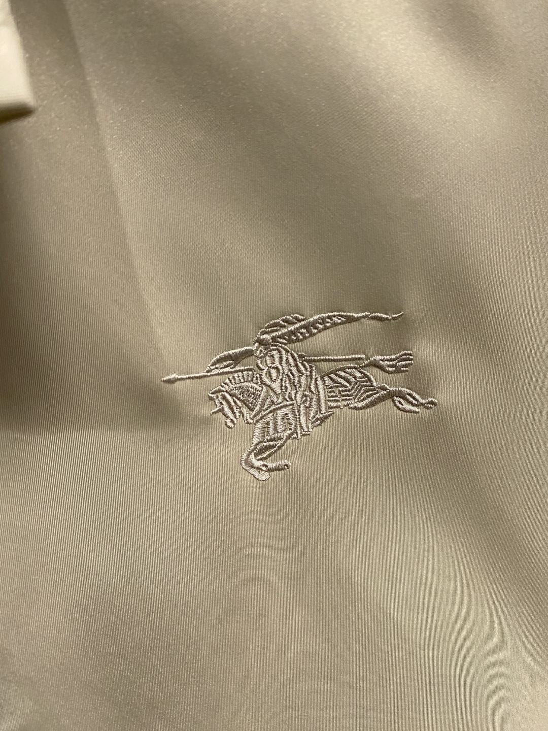 BBR 巴宝莉 2025 秋冬刺绣战马商务夹克新款爆款新款休闲时尚夹克外套 KK超前卫设计风格 细腻舒适