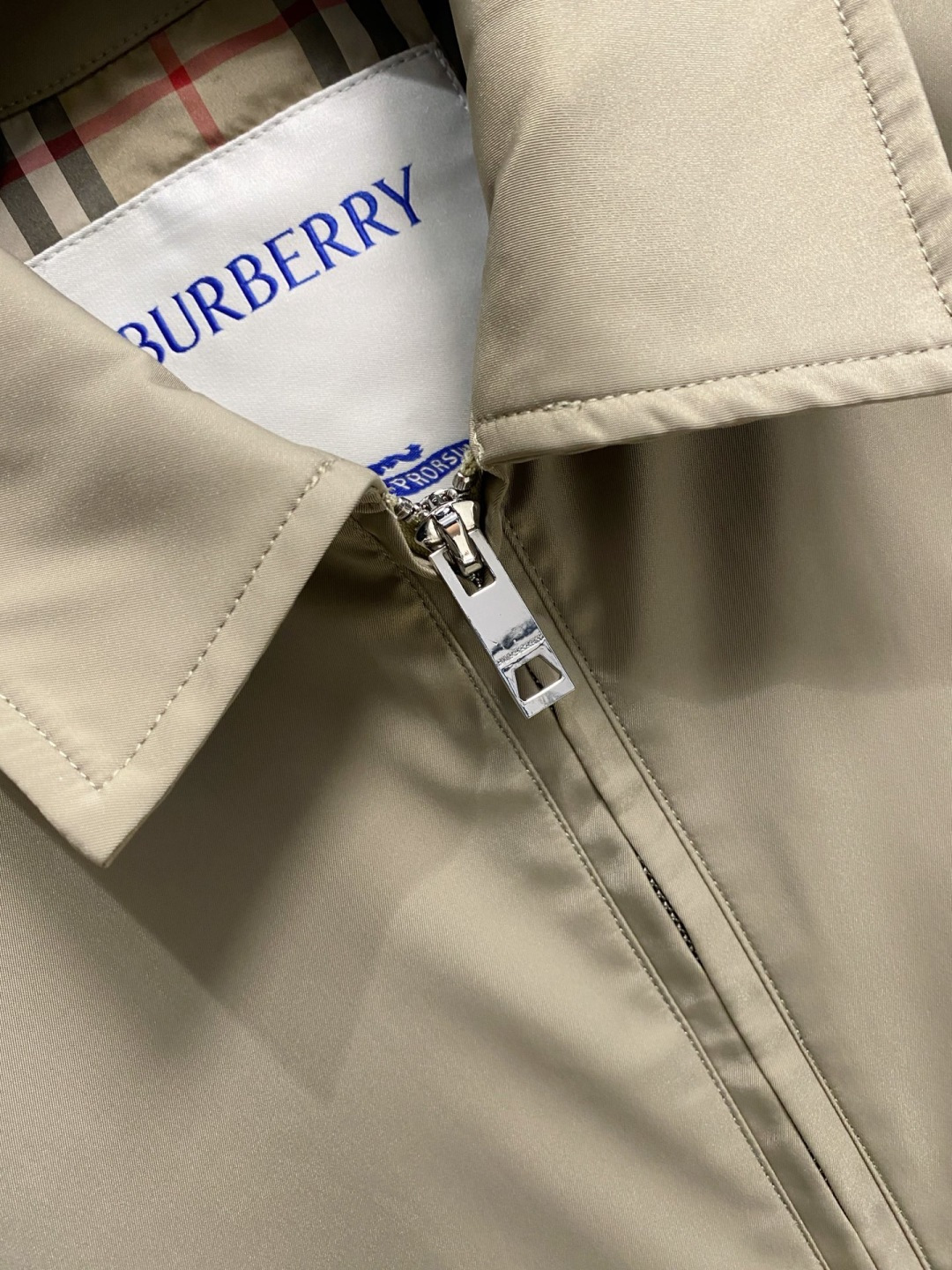 BBR 巴宝莉 2025 秋冬刺绣战马商务夹克新款爆款新款休闲时尚夹克外套 KK超前卫设计风格 细腻舒适