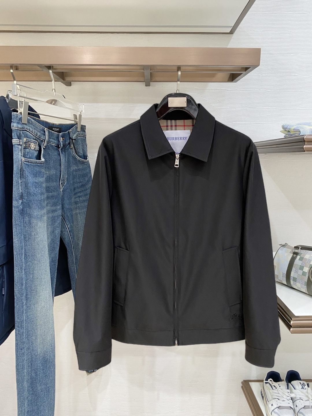 BBR 巴宝莉 2025 秋冬刺绣战马商务夹克新款爆款新款休闲时尚夹克外套 KK超前卫设计风格 细腻舒适