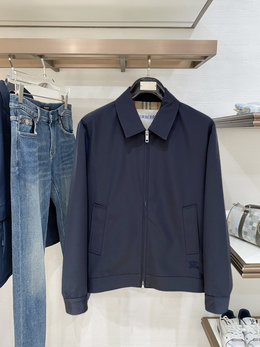 BBR 巴宝莉 2025 秋冬刺绣战马商务夹克新款爆款新款休闲时尚夹克外套 KK超前卫设计风格 细腻舒适