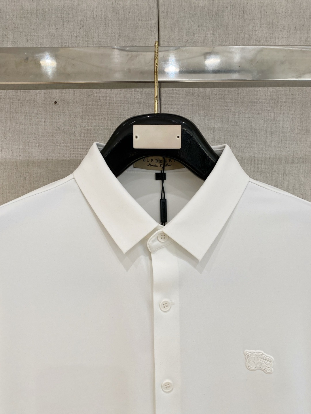 巴宝莉 秋季新款Polo翻领长袖 系列。定制顶级冰爽锦氨无痕衬衫🔥！重工艺1:1设计，时尚大牌元素log