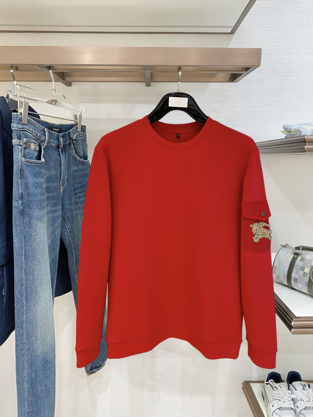 巴宝莉 新年中国红 2025秋冬新款 顶级版本 最新款空气层 卫衣独家发售！原版复刻，独家设计，超强工艺