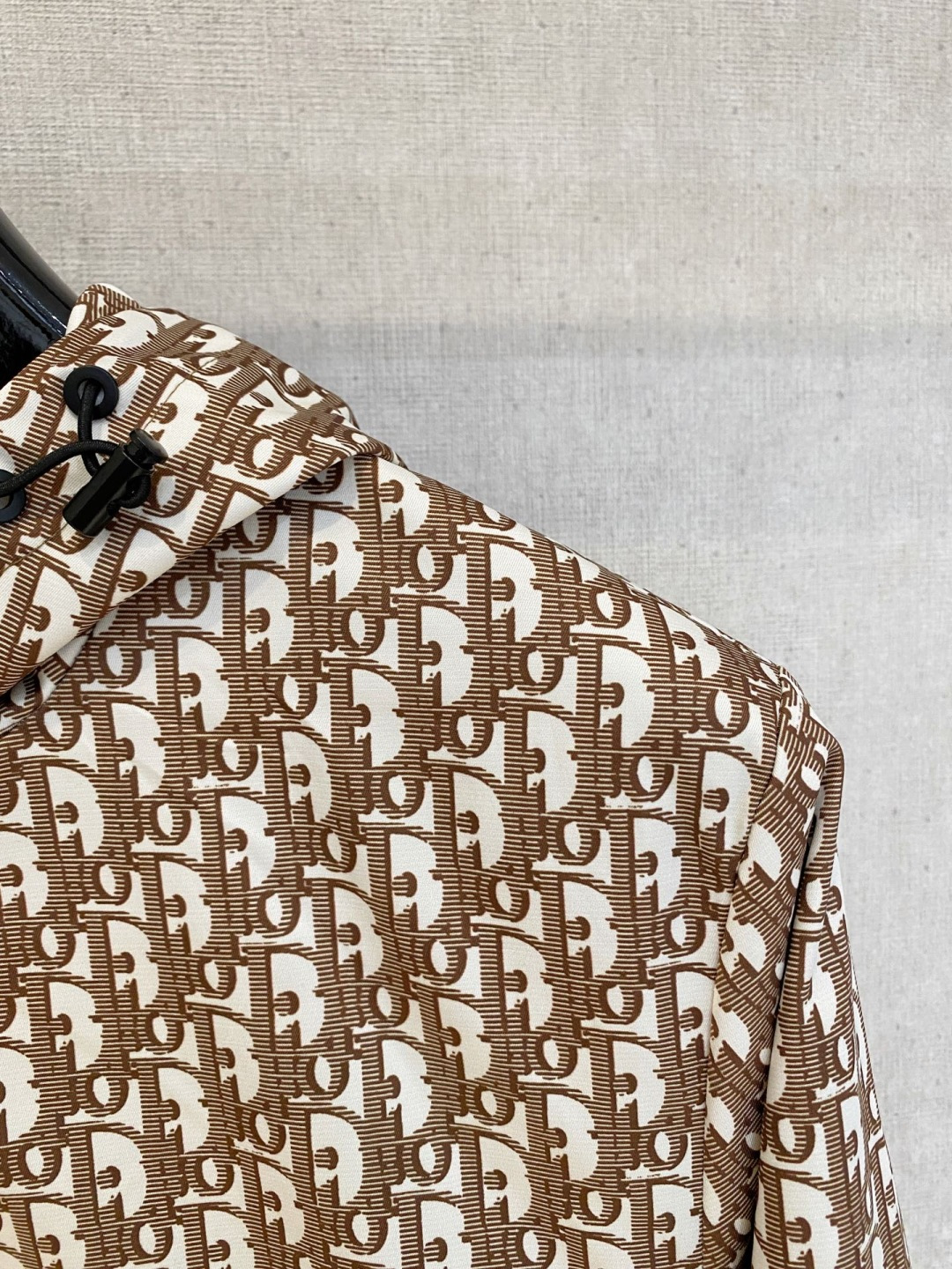 dior 高品质2026秋冬新款夹克外套，秀场新品‼品相非常完美，记忆面料舒适保暖，色泽饱满诱人，非常出