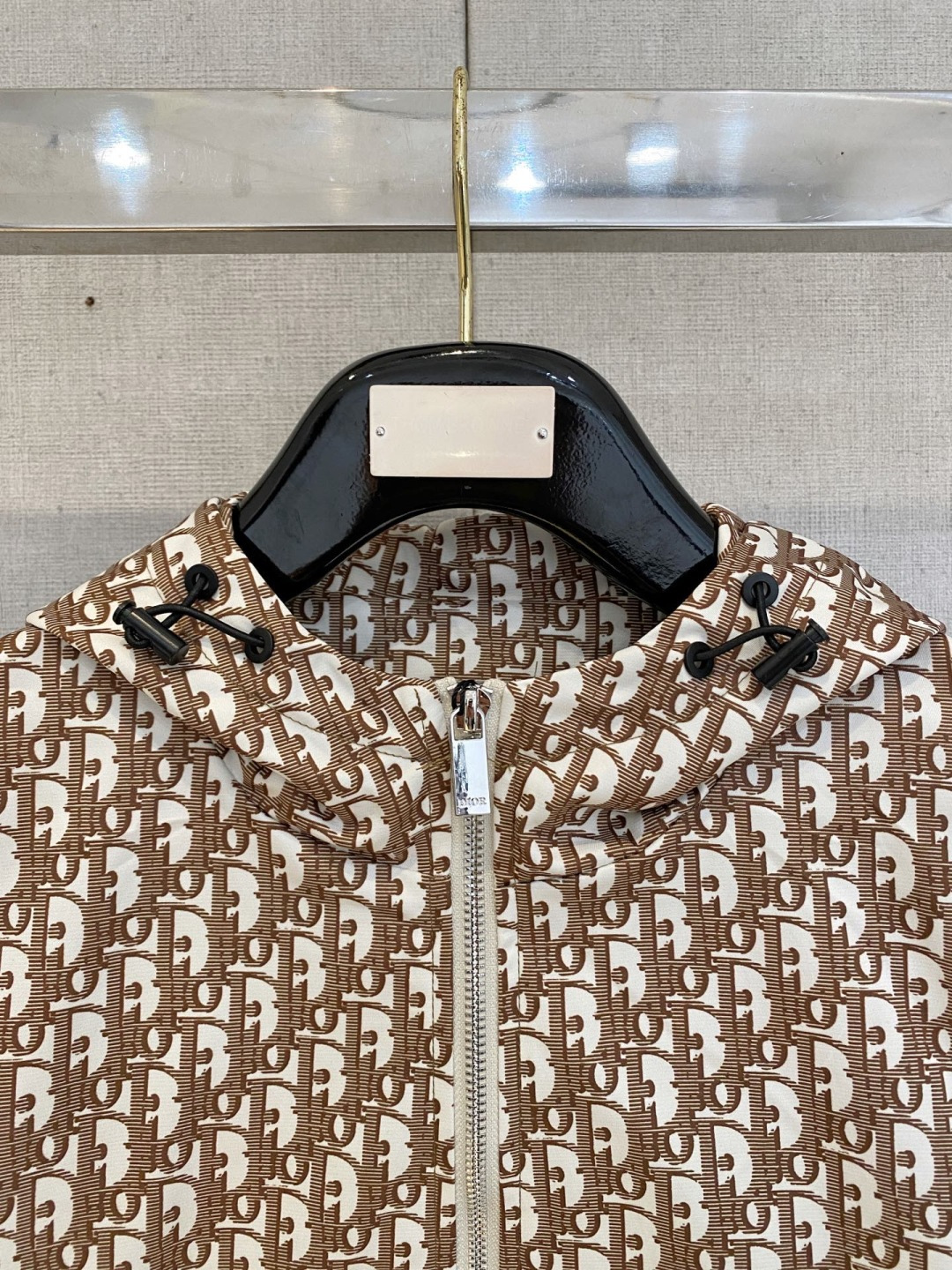 dior 高品质2026秋冬新款夹克外套，秀场新品‼品相非常完美，记忆面料舒适保暖，色泽饱满诱人，非常出