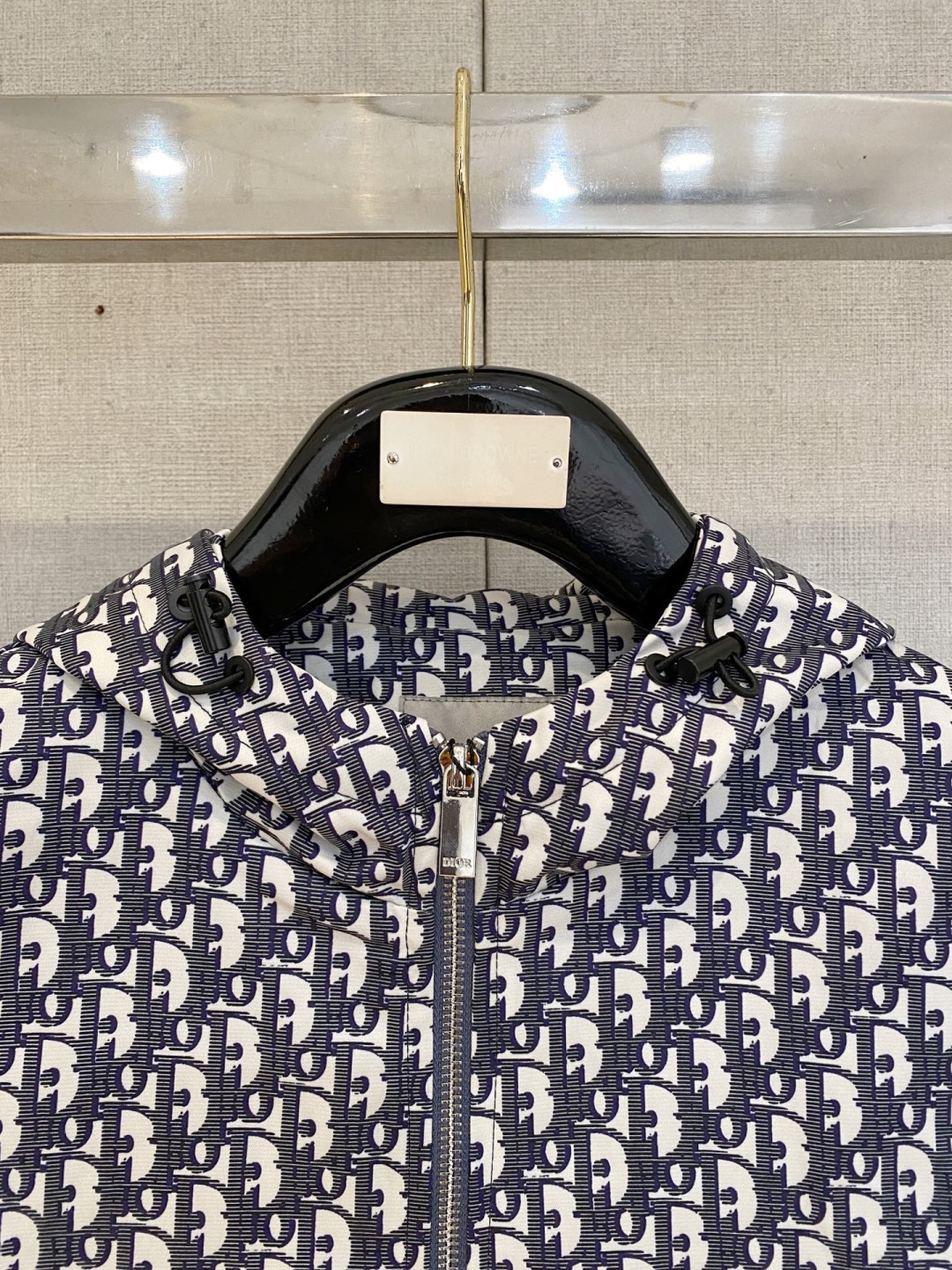 dior高品质2026秋冬新款夹克外套，秀场新品‼品相非常完美，记忆面料舒适保暖，色泽饱满诱人，非常出彩