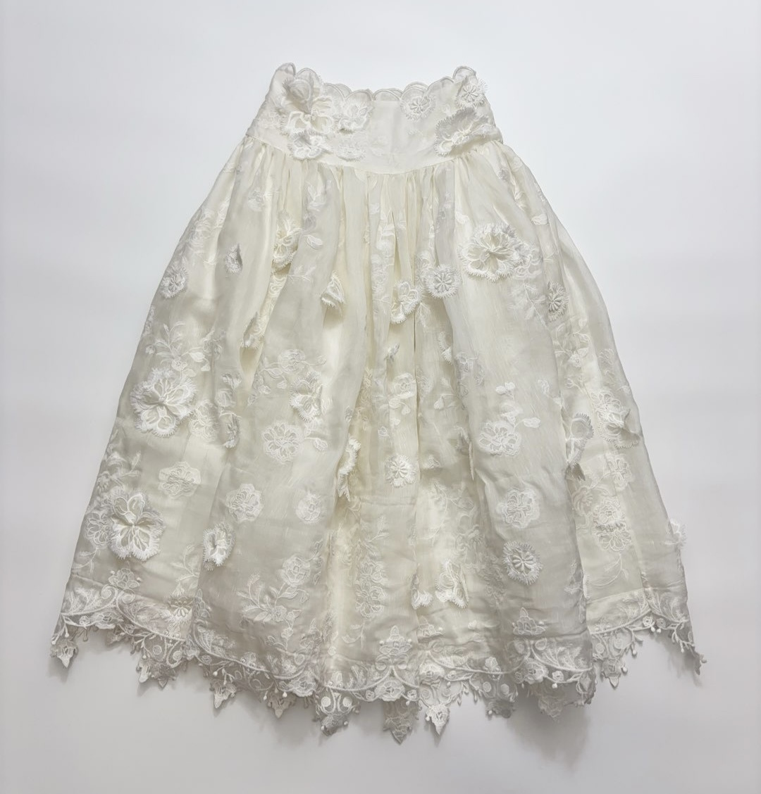Zim Petal Series Embroidered High-Waisted Skirt
