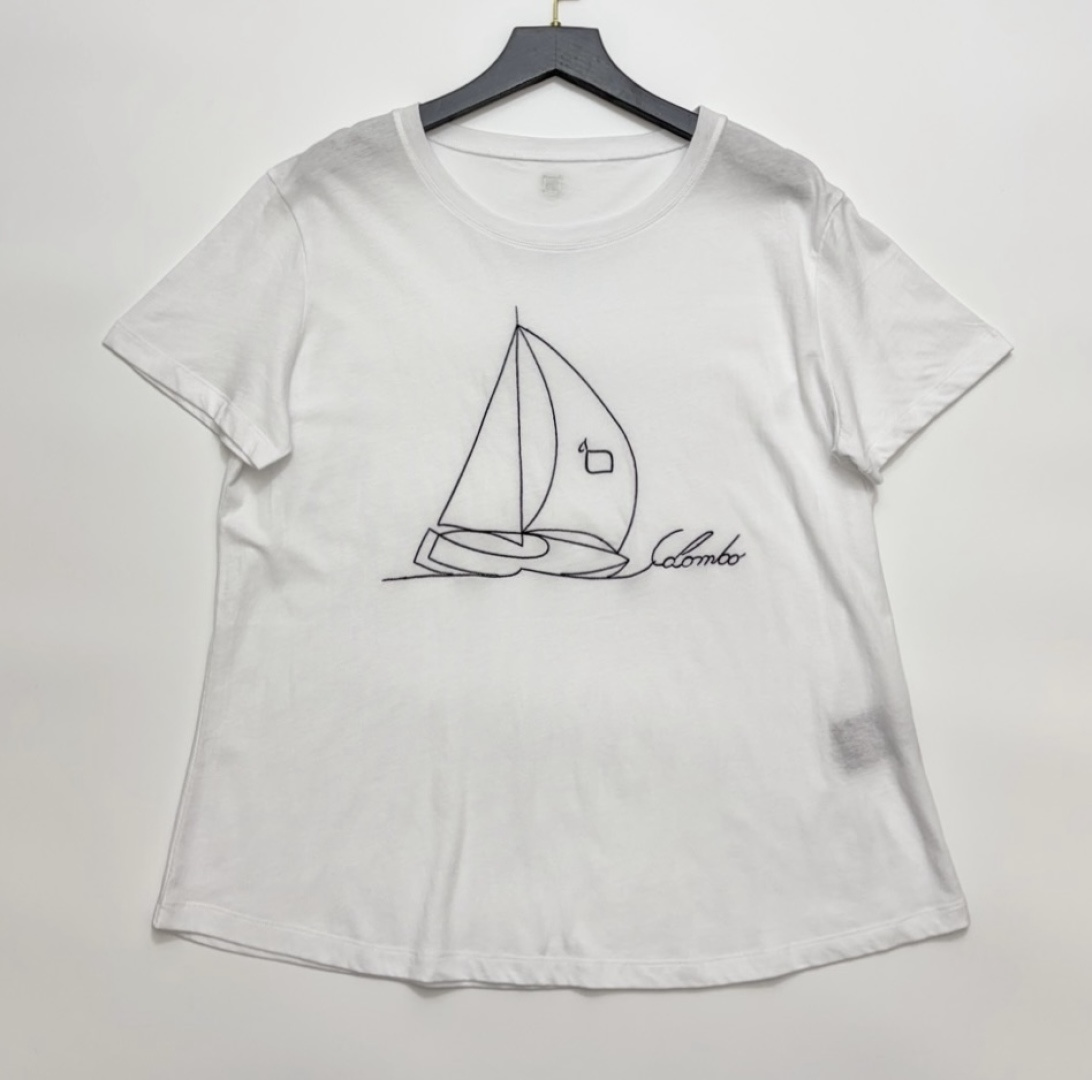 Colombo 'Smooth Sailing' Hand-Embroidered Comfortable Organic Cotton Short Sleeve T-Shirt