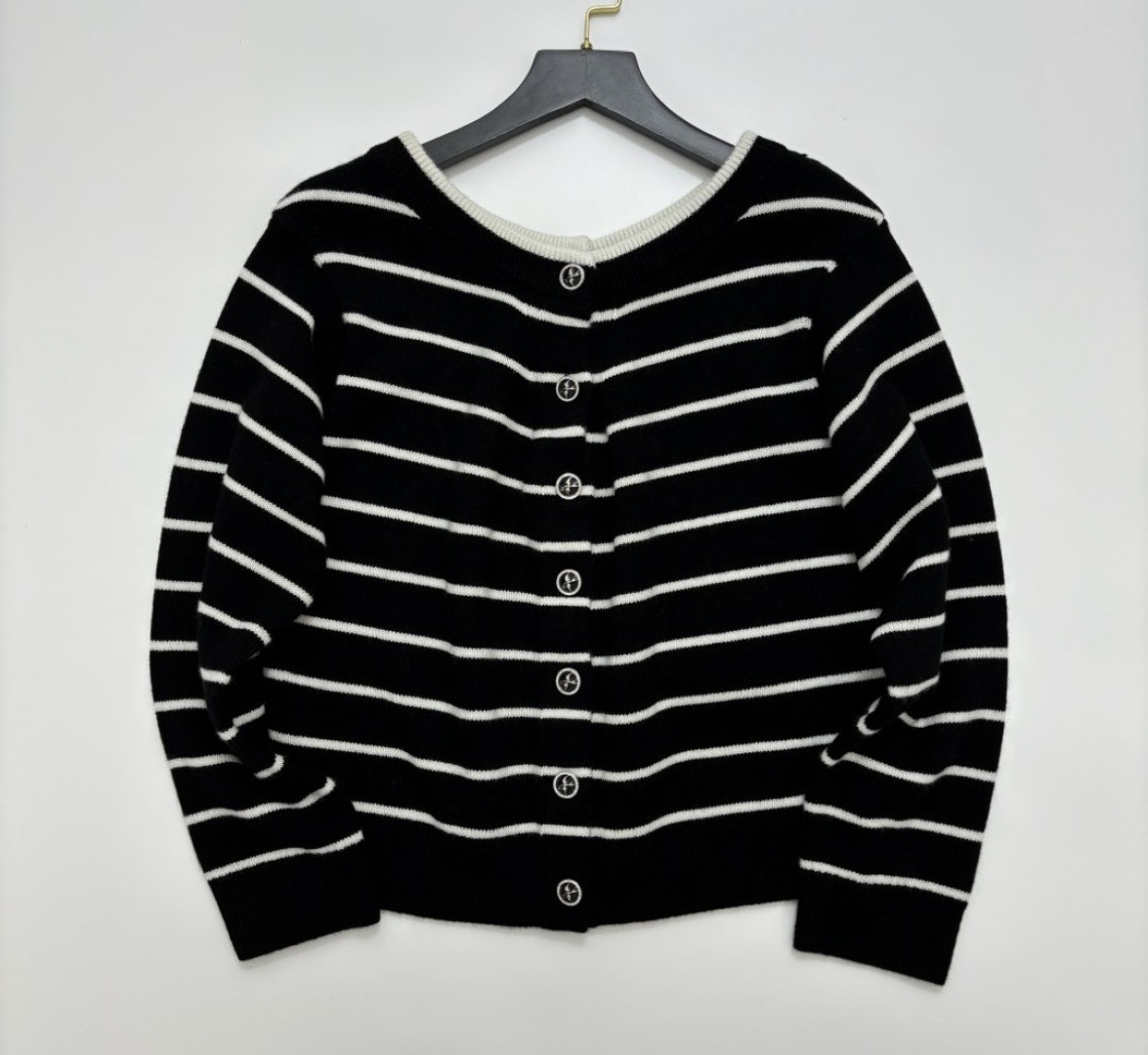 Small Fragrance Striped Black and White Lazy Loose Knitted Cardigan
