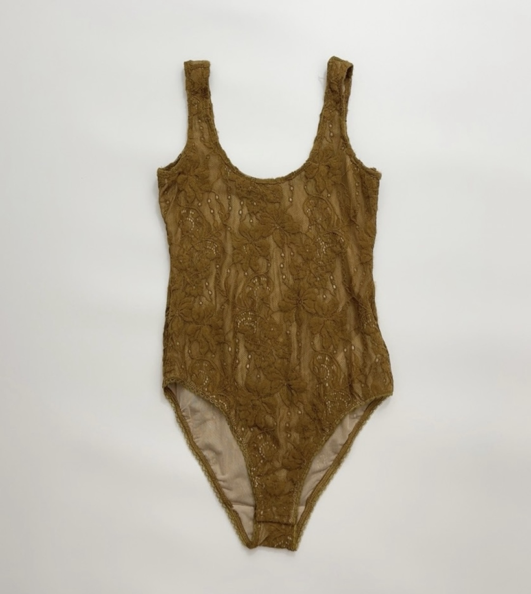 Brown U-neck lace one-piece bodysuit