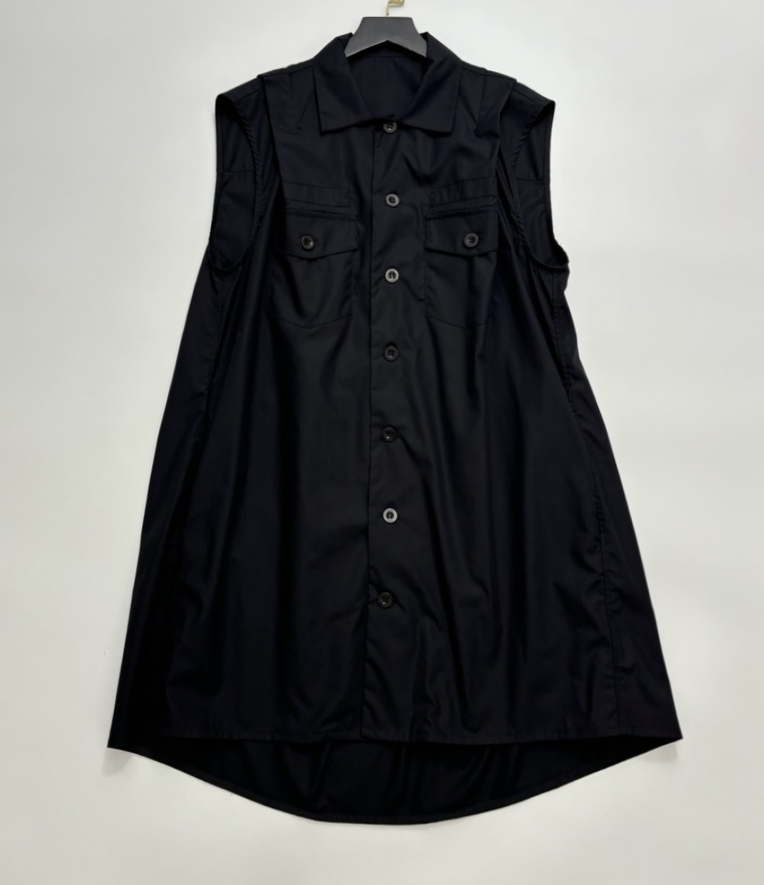 V-neck sleeveless pinstripe versatile dress