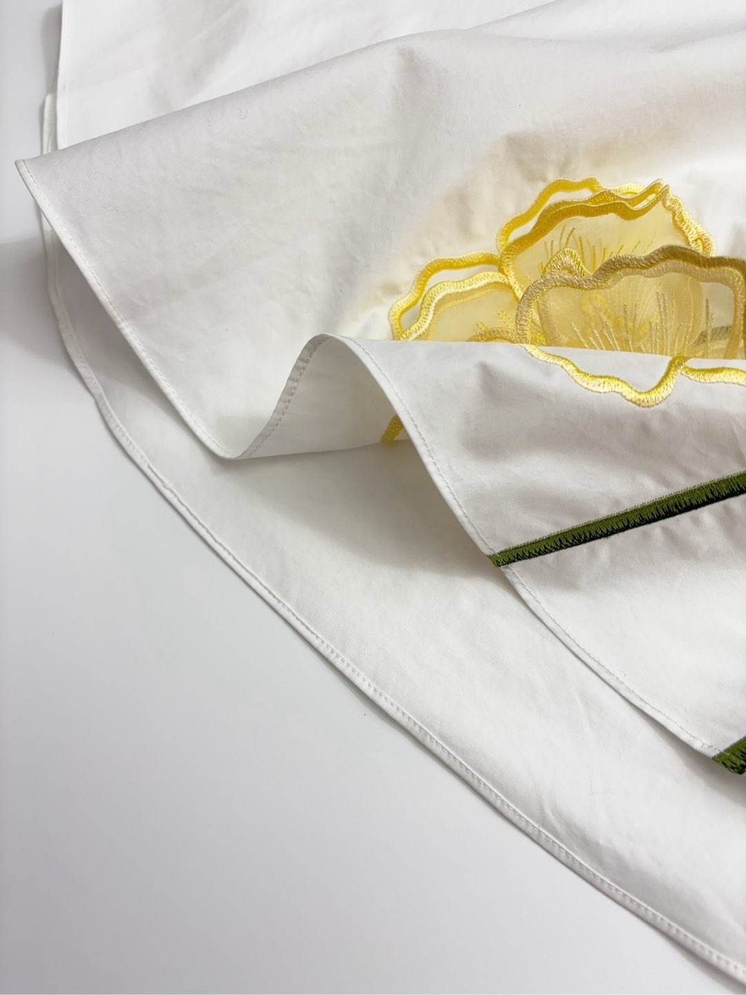 0.25kg/clipped label women's 3D floral detail crewneck shirt top - View 16