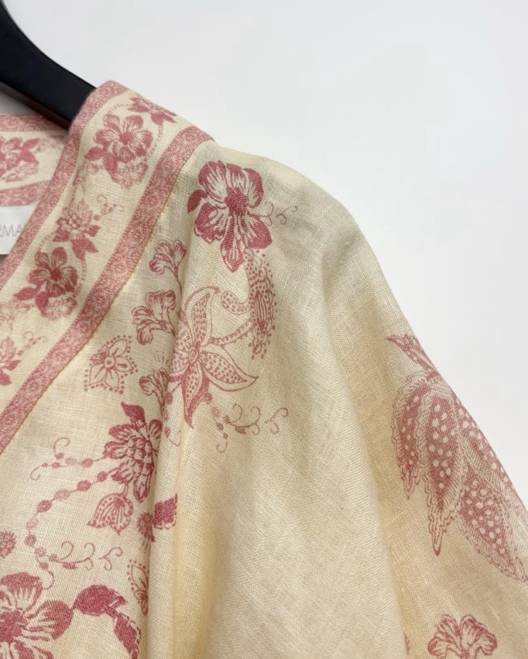 Pink printed V-neck elegant short dress - View 3