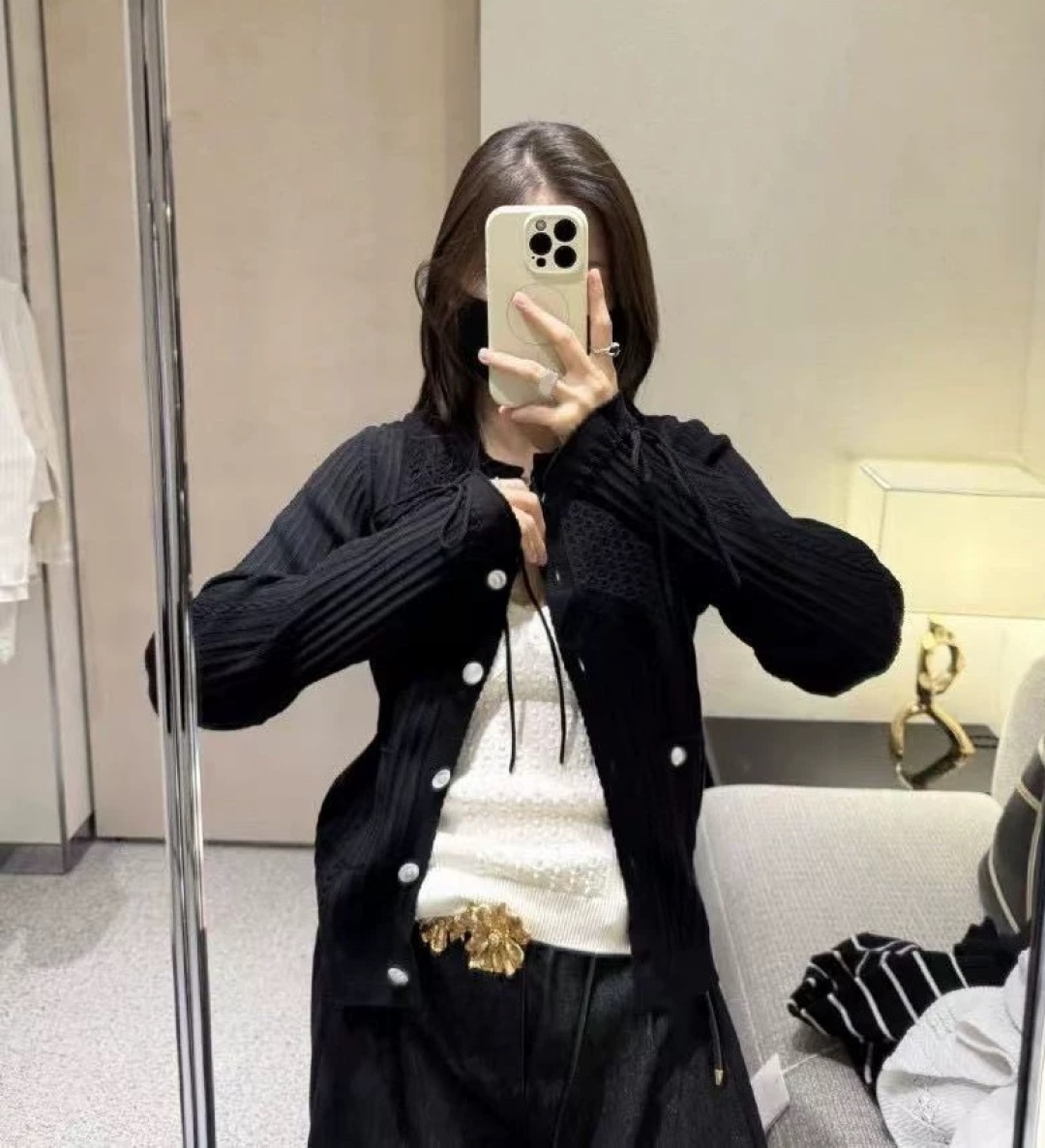 Cardigan knitted coat with small fragrant collar drawstring and diamond pattern, short long sleeves - View 17