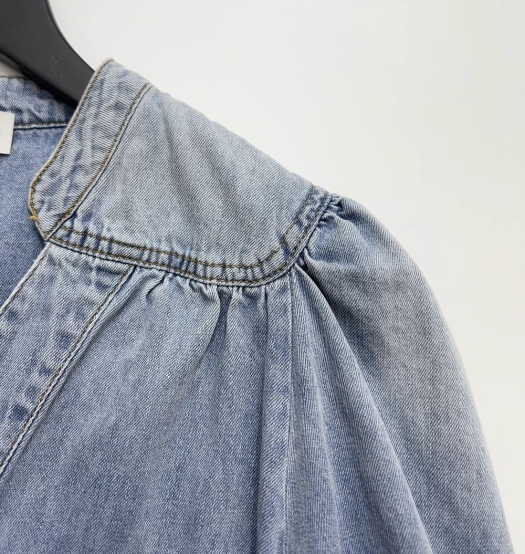 2025 Summer New Style LUCKY Sky Blue Denim Top - View 3