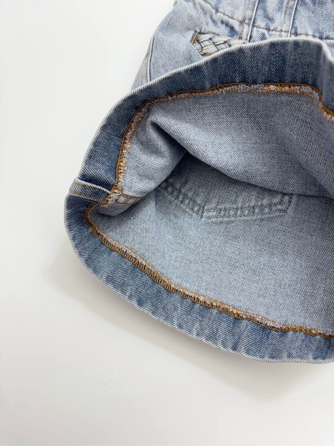 Braided rope spliced pocket blue denim shorts - View 8