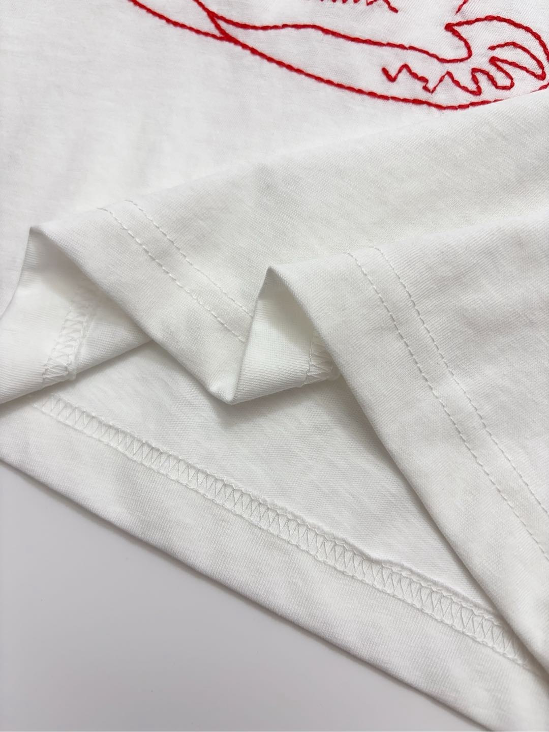 Loose vase embroidered short-sleeved T-shirt - View 10