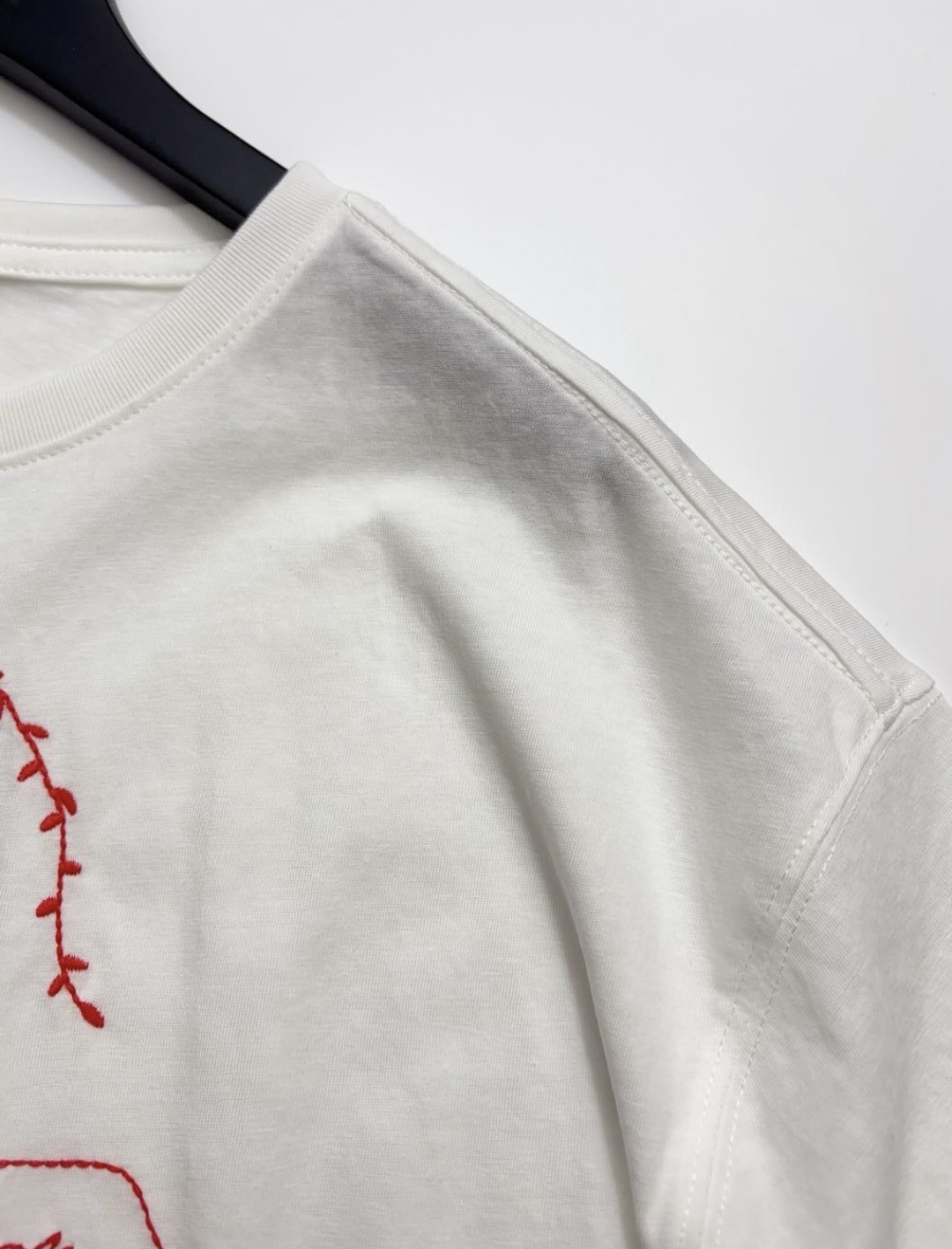 Loose vase embroidered short-sleeved T-shirt - View 3