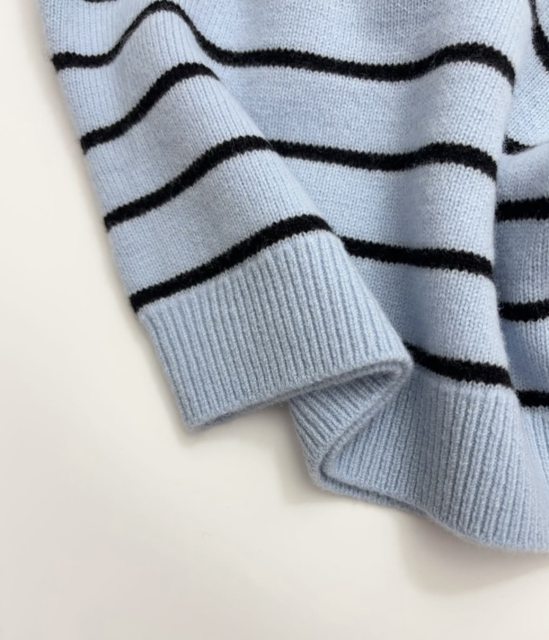 Striped knitted vest - View 6