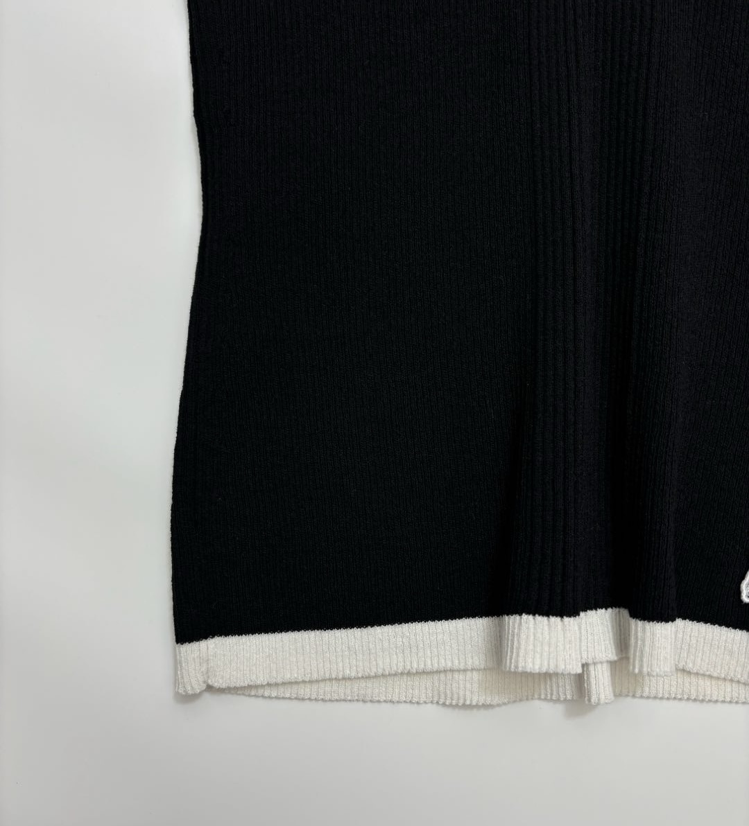 Black and white color block round neck knitted short sleeve top - View 4