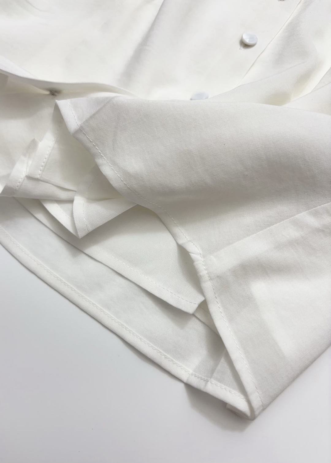 Fresh and light round-neck shirt and half skirt set - View 11