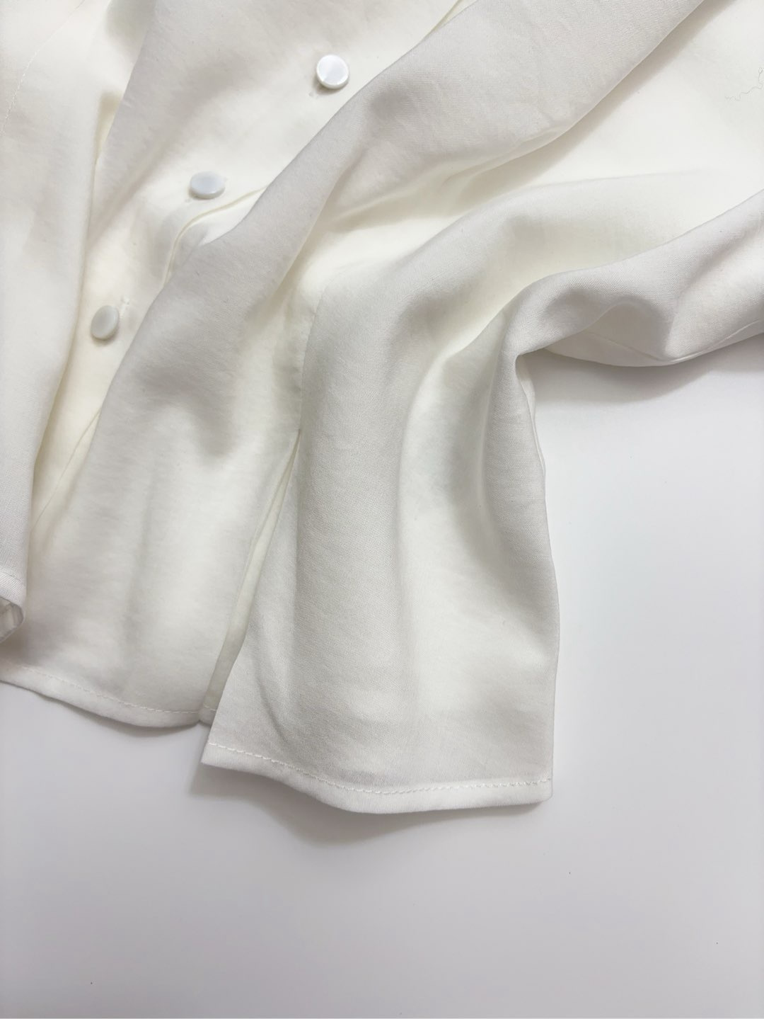 Fresh and light round-neck shirt and half skirt set - View 10