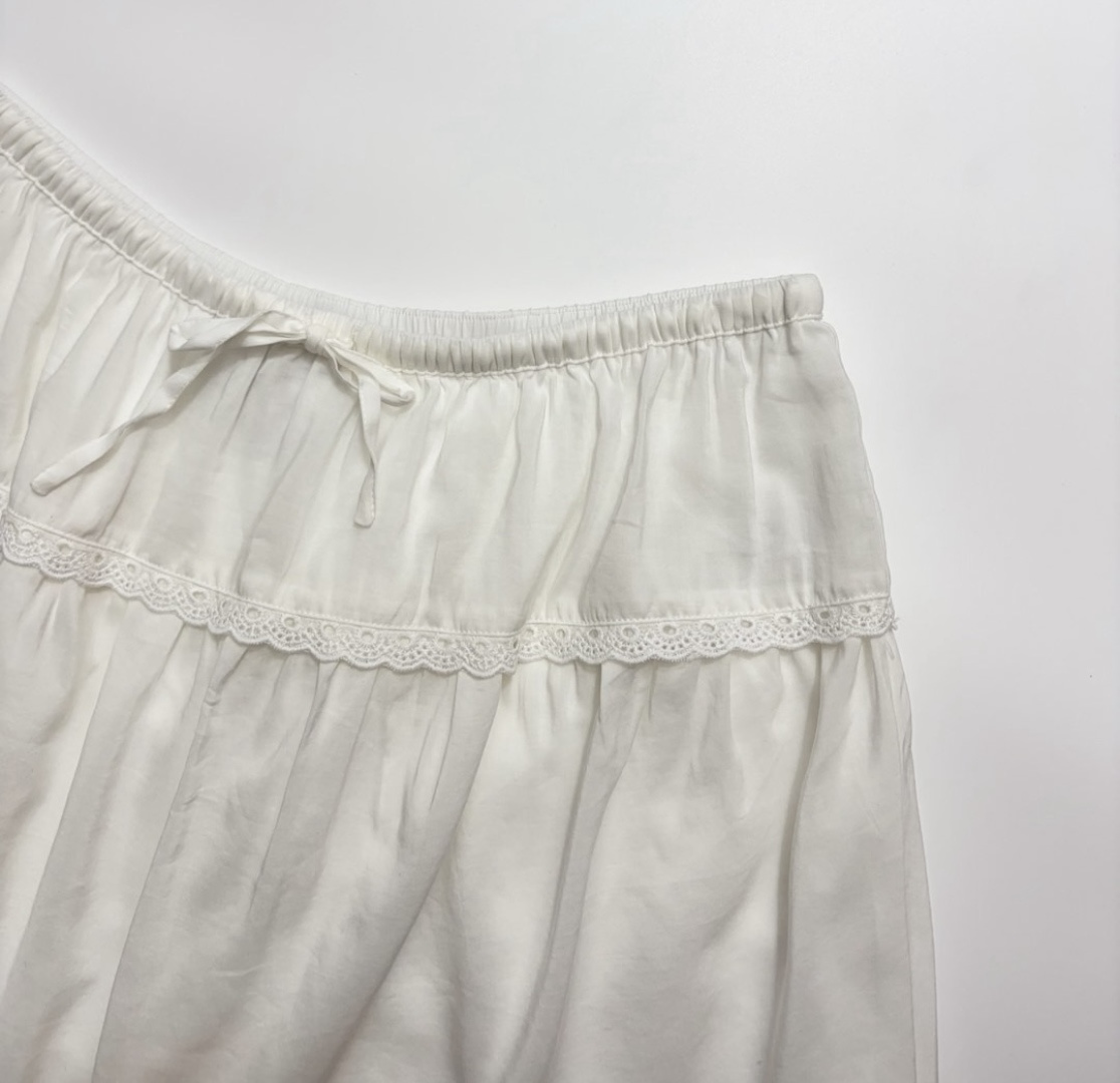 Fresh and light round-neck shirt and half skirt set - View 16