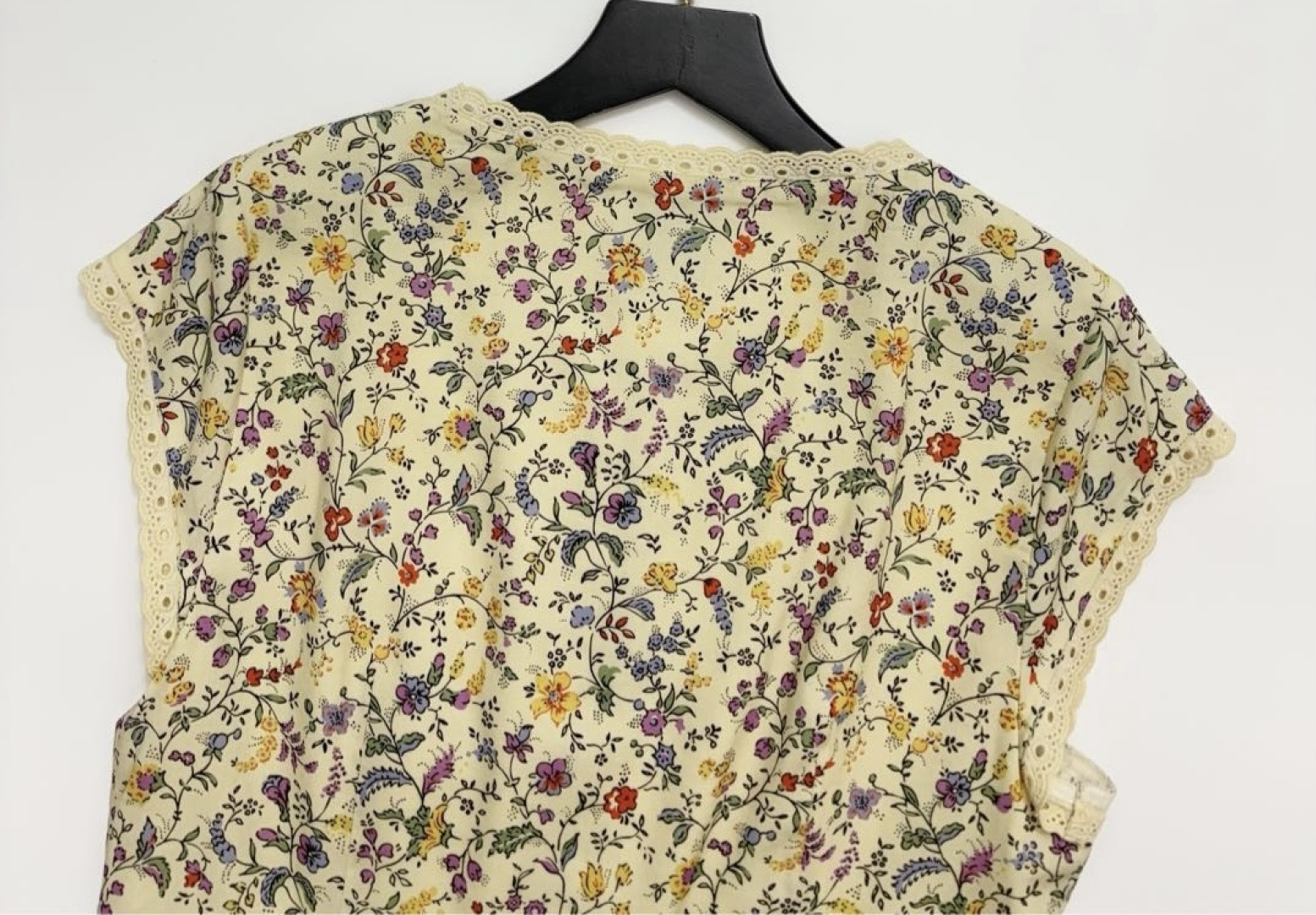 Fresh style round neck shirt and half skirt set - View 15