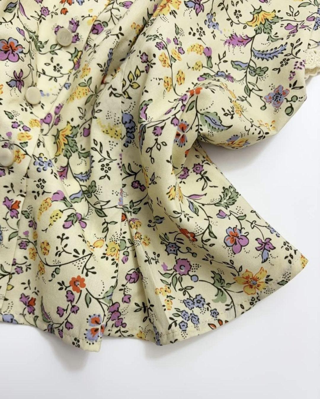 Fresh style round neck shirt and half skirt set - View 9