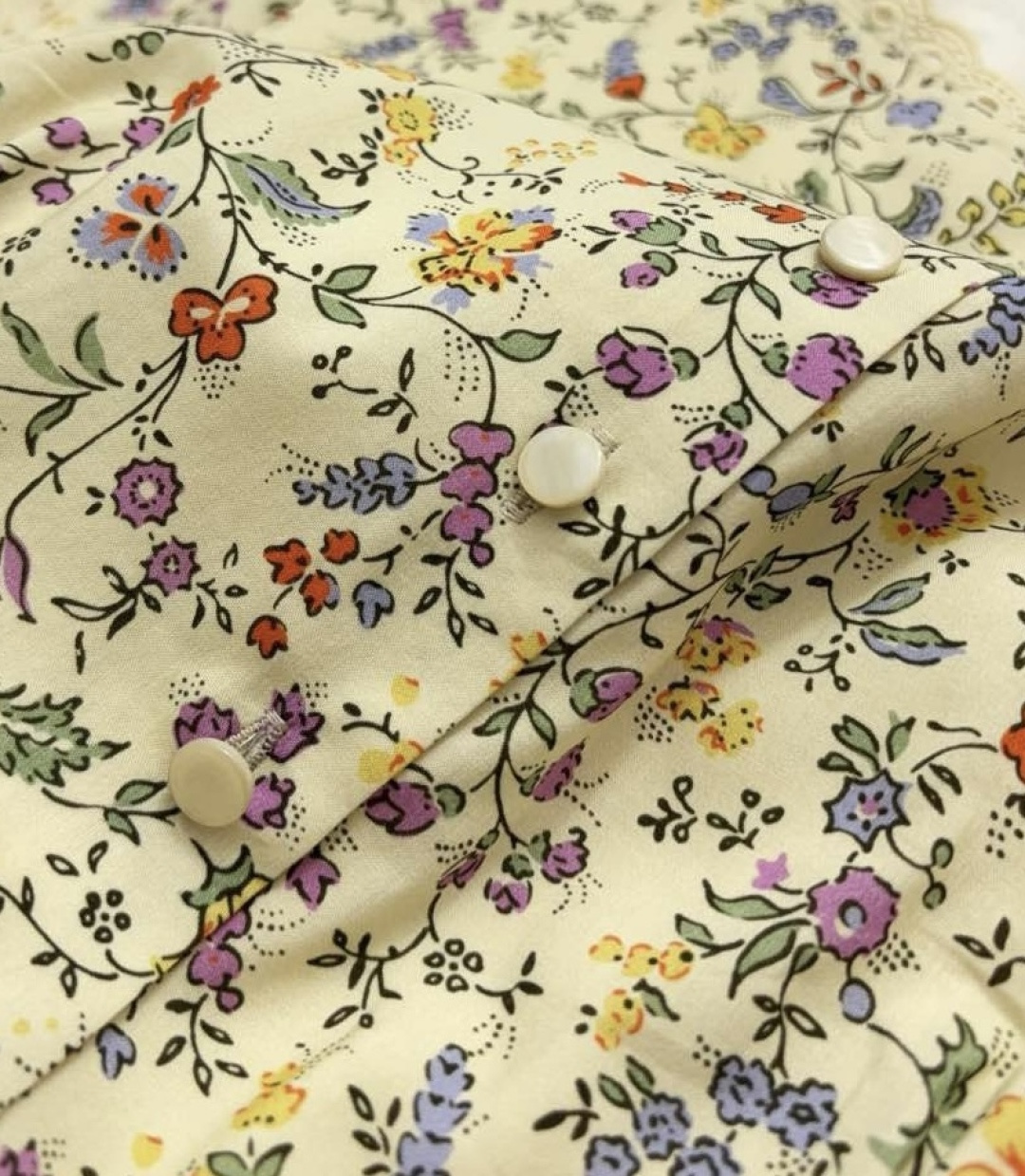 Fresh style round neck shirt and half skirt set - View 7