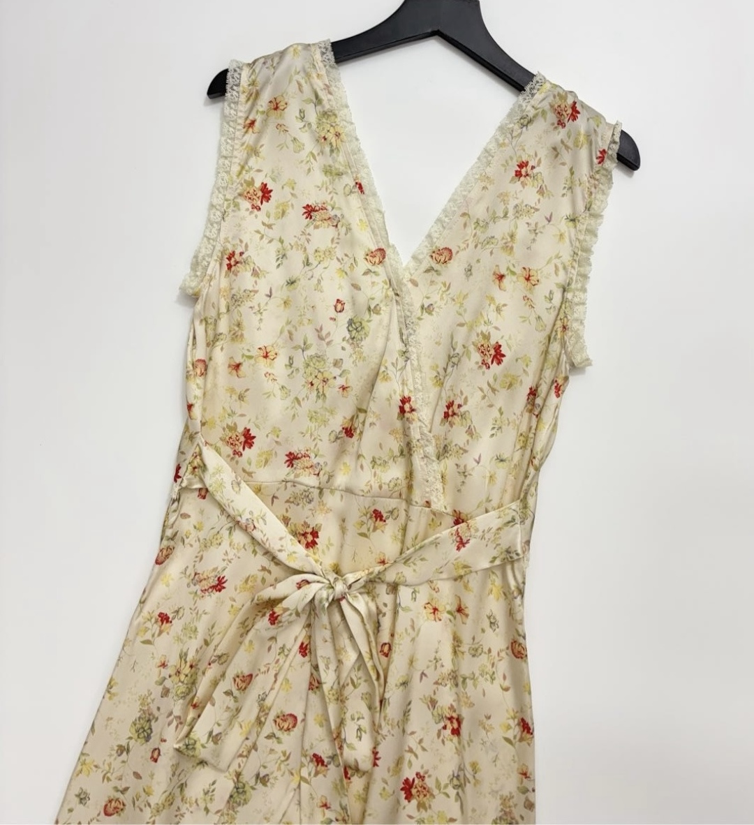 V-neck lace waist-cinching French floral silk long dress with tie sleeveless dress - View 13