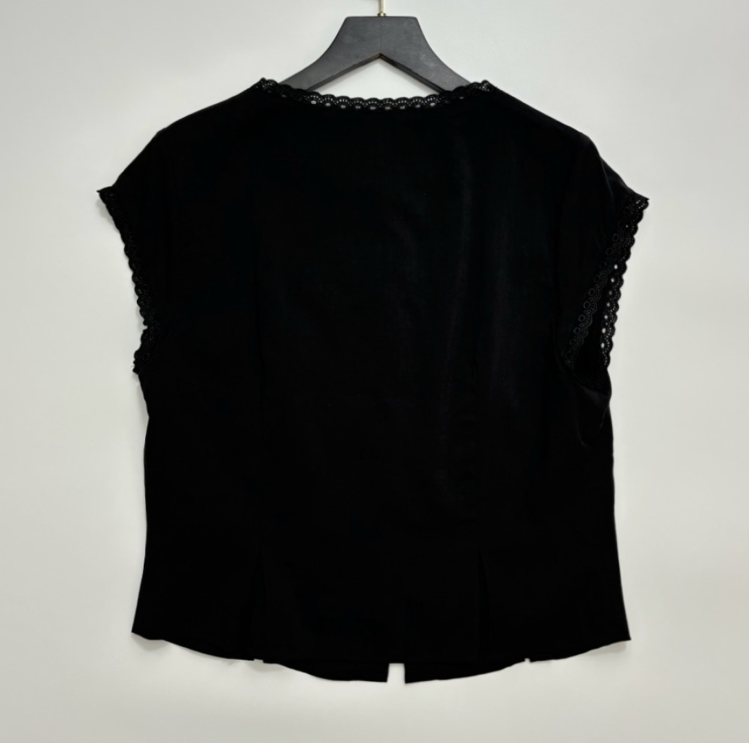 Fresh style round neck shirt and half skirt set - View 14