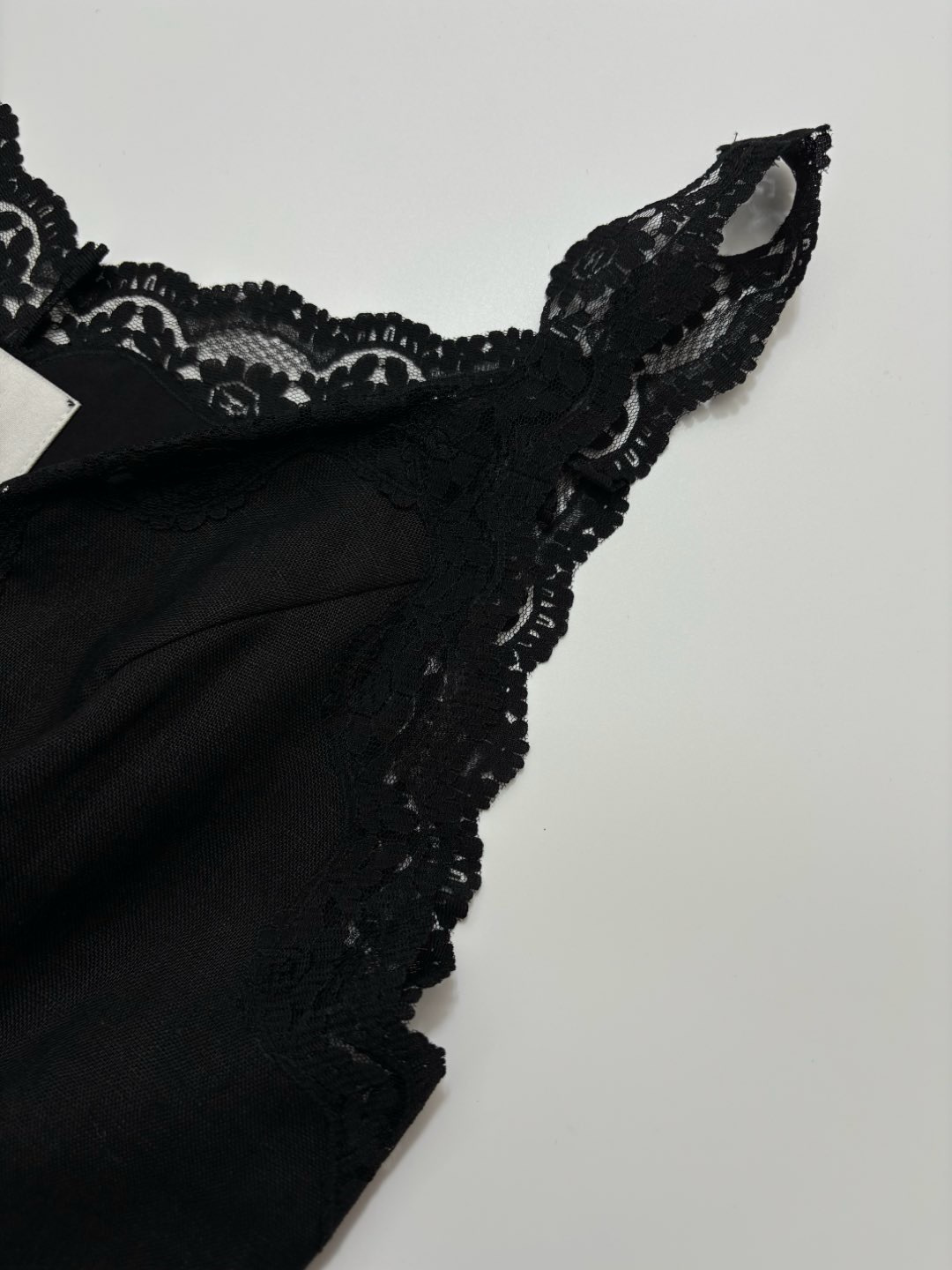 Women's Josefina Lace Patchwork Linen Top - View 3