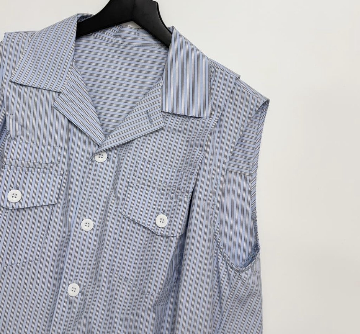 V-neck sleeveless pinstripe versatile dress - View 2