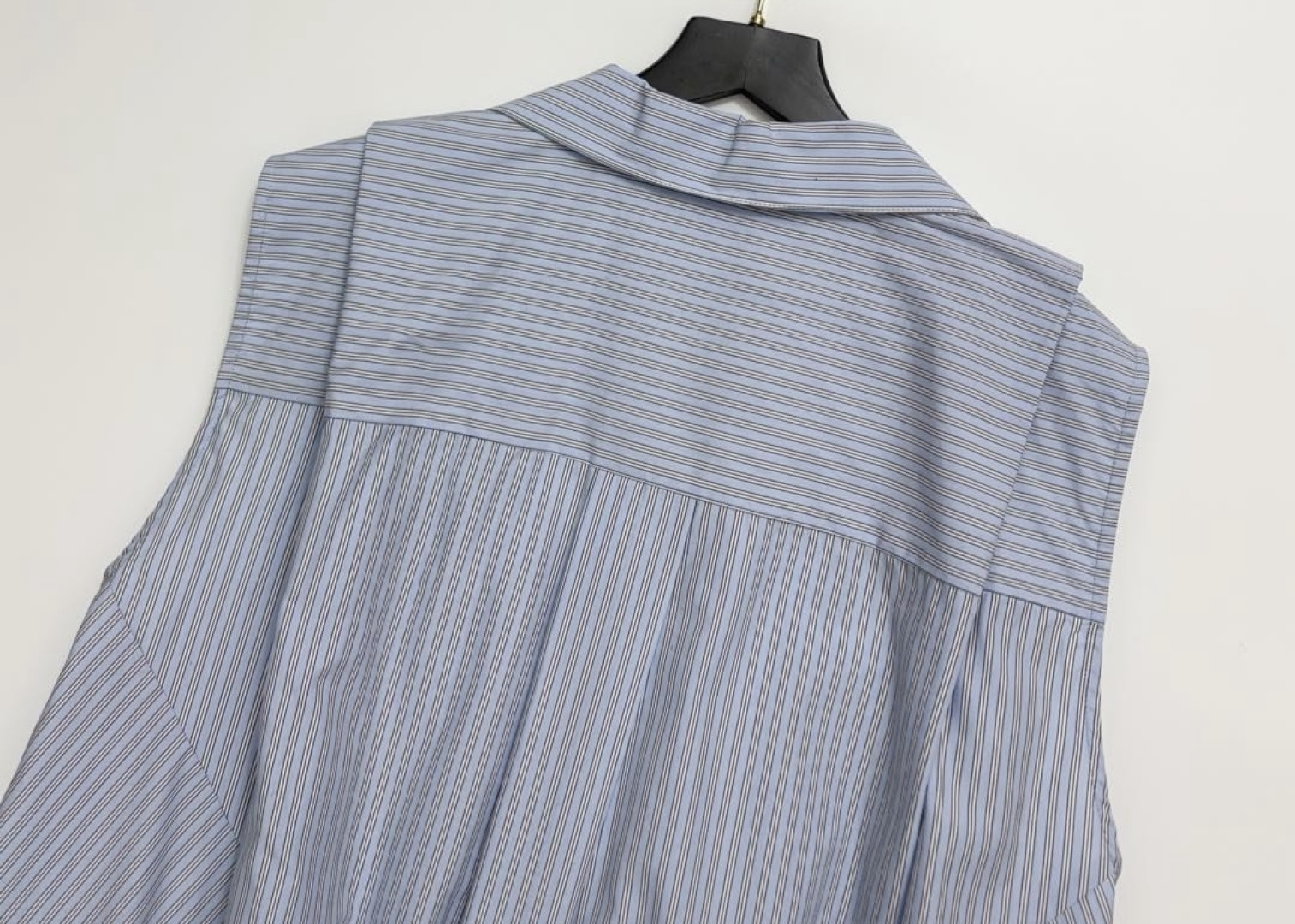 V-neck sleeveless pinstripe versatile dress - View 13