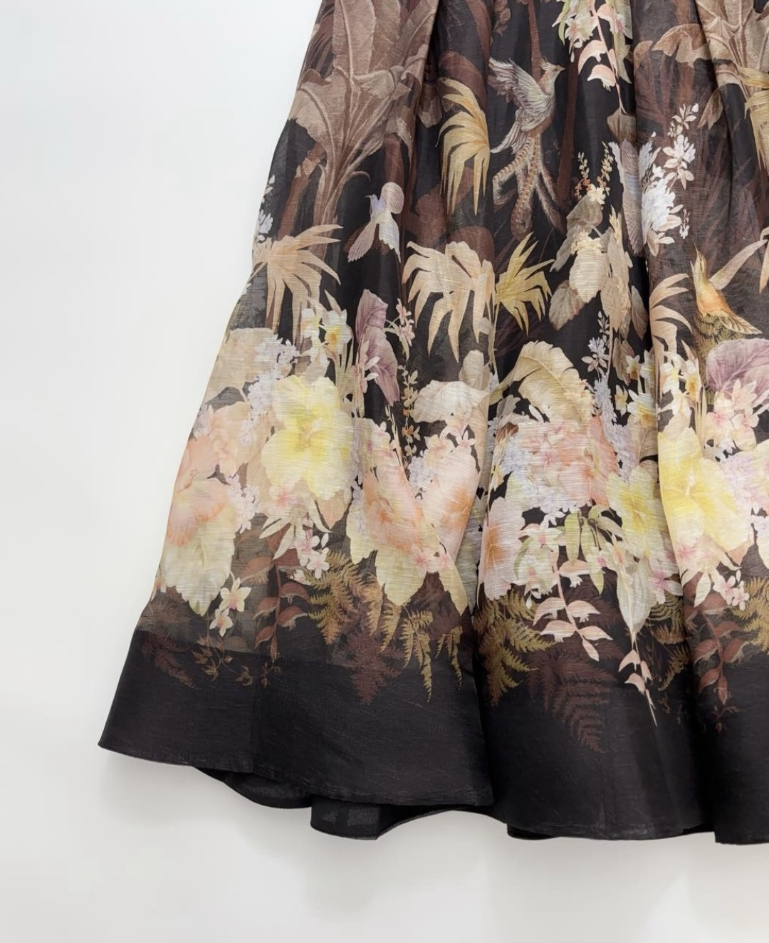 Black printed deep V-neck tube top medium-length big swing waist-cinching A-line dress - View 5