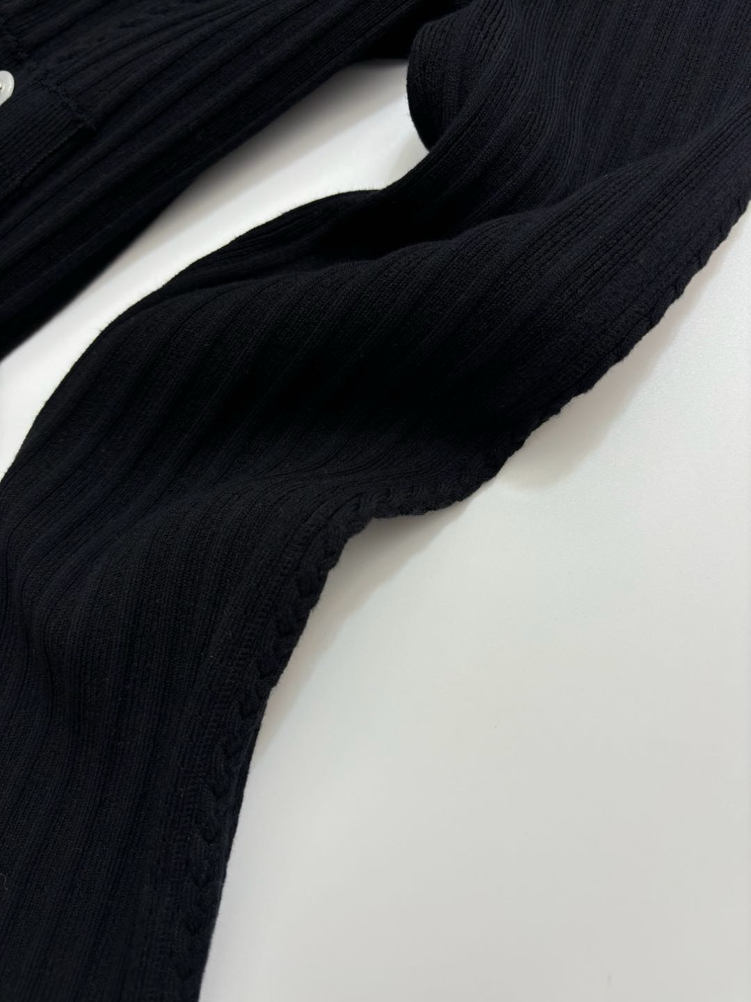 Cardigan knitted coat with small fragrant collar drawstring and diamond pattern, short long sleeves - View 7