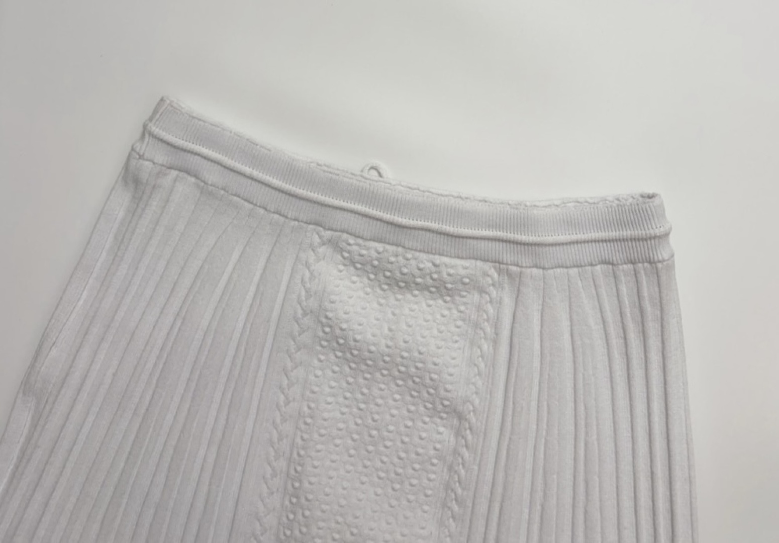 Small fragrance solid color textured elastic waist half skirt - View 12