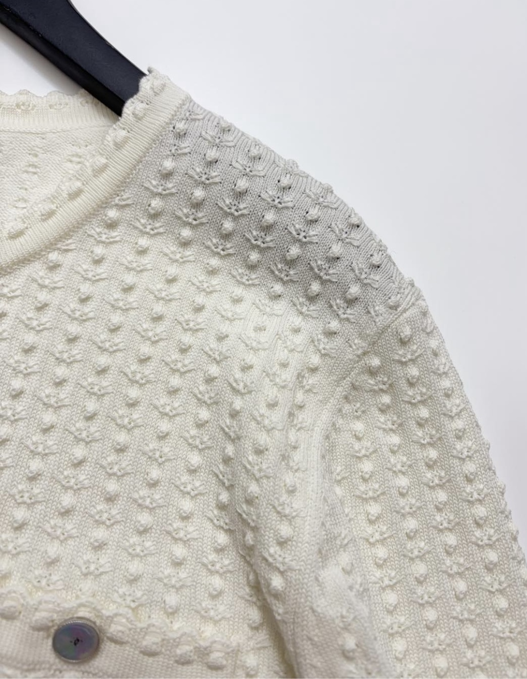 Bumpy立体 Flower Pattern Single-breasted Button Knit Cardigan Short Jacket - View 3