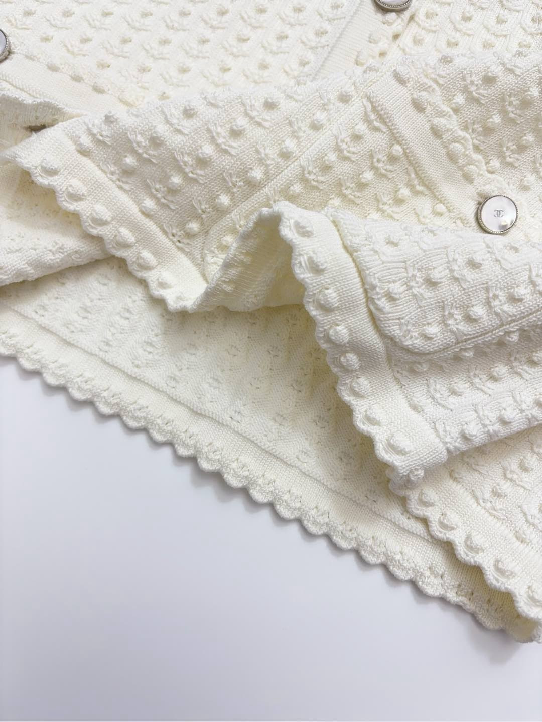 Bumpy立体 Flower Pattern Single-breasted Button Knit Cardigan Short Jacket - View 10