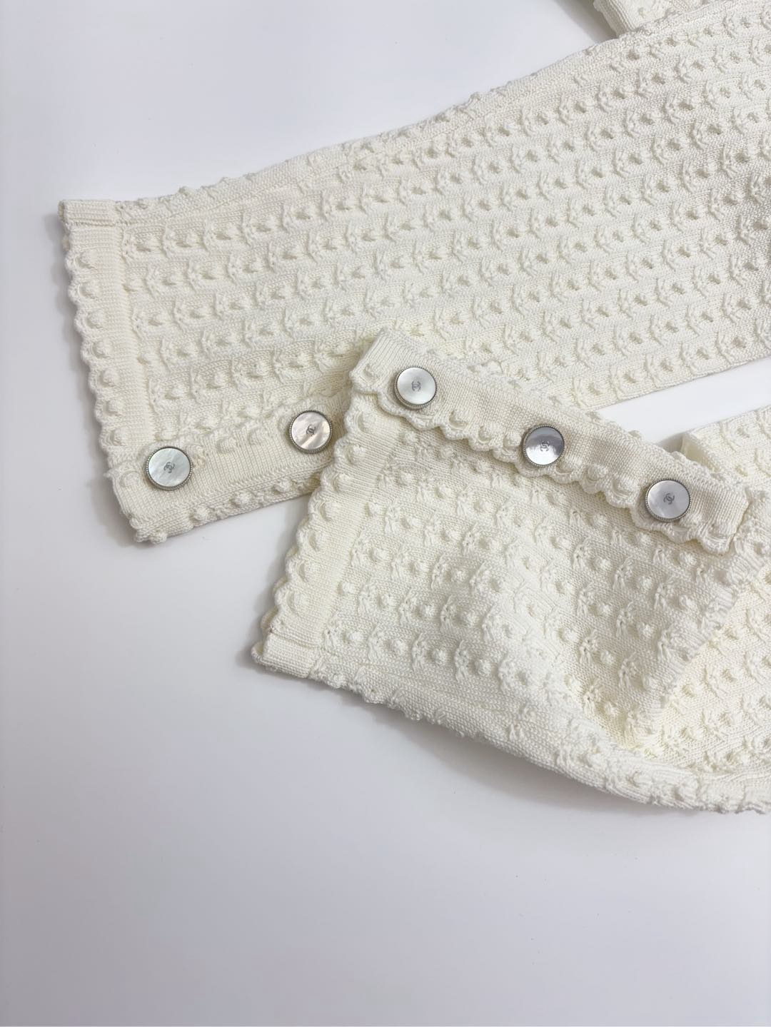 Bumpy立体 Flower Pattern Single-breasted Button Knit Cardigan Short Jacket - View 8